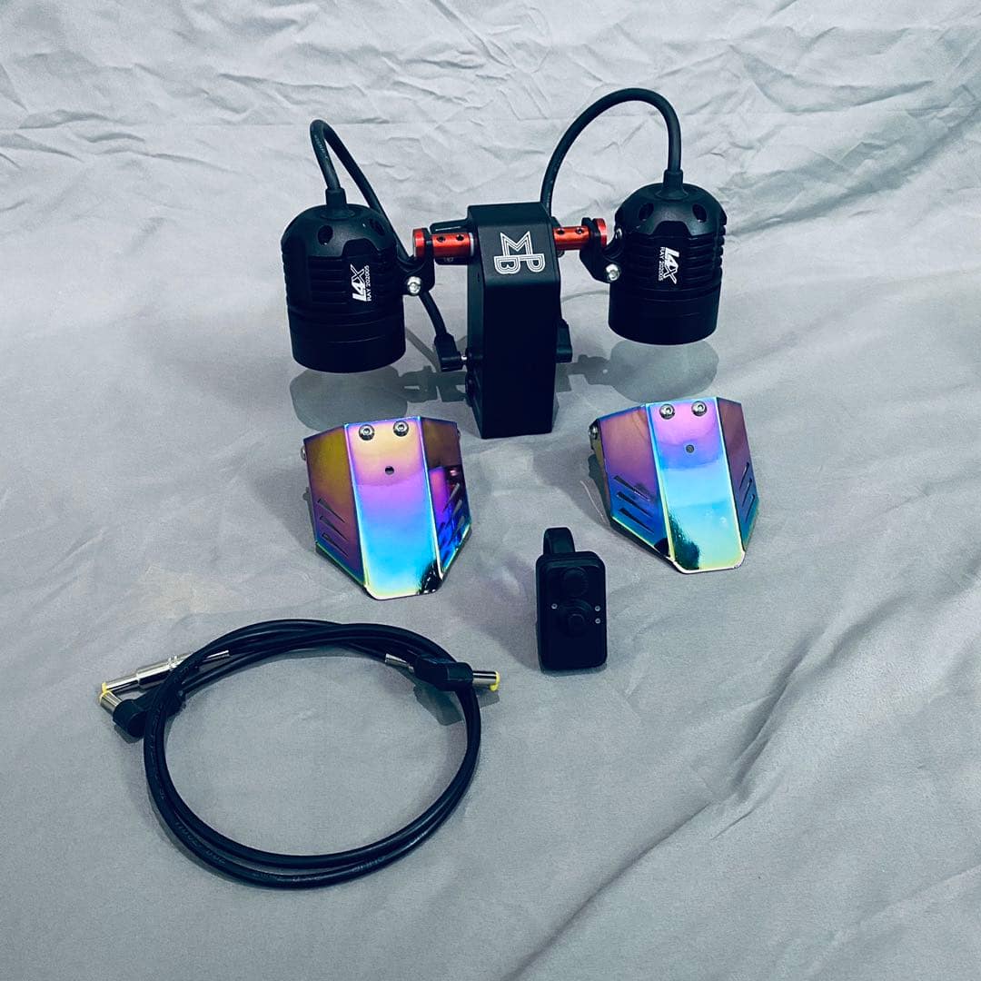 2020 Multi-functional Wireless Electric up and down Swing Lamp With external battery Remote control light for electric scooter 2020 Multi-functional Wireless Electric up and down Swing Lamp With external battery Remote control light for electric scooter
