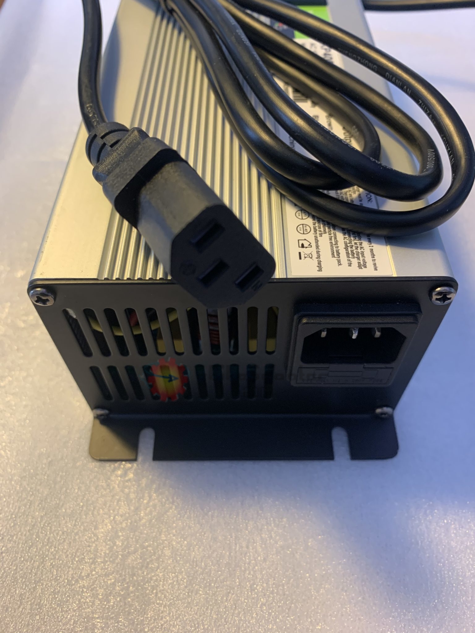 Charger voltage 66.4 V-2